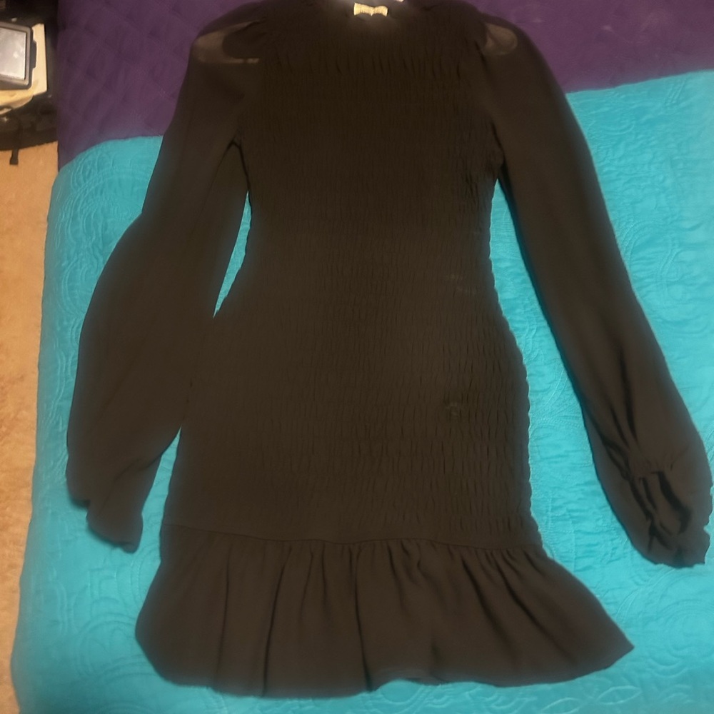 HYFVE Elegant Black Long Sleeve Dress